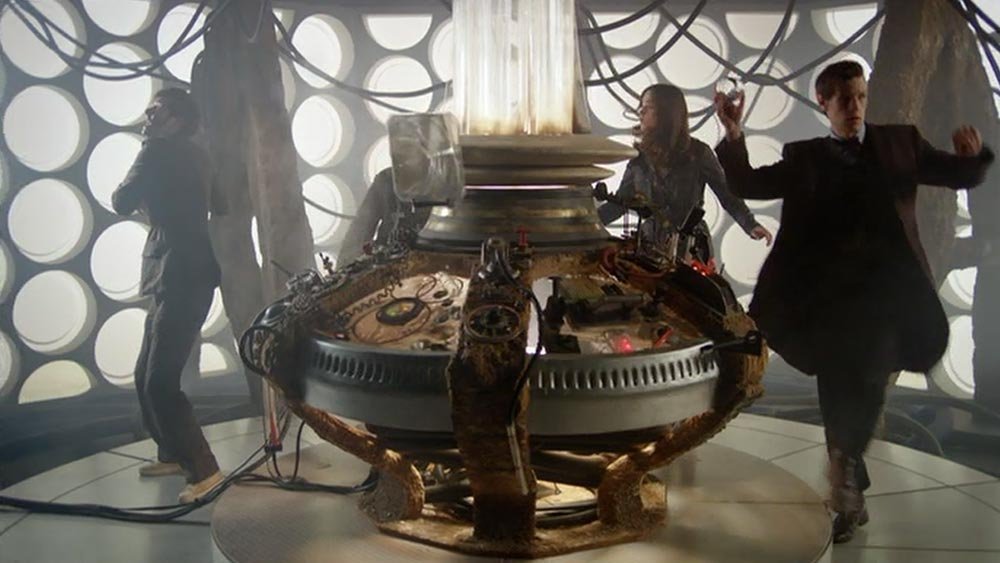 roundels-in-the-tardis-day-of-the-doctor-who-back-when