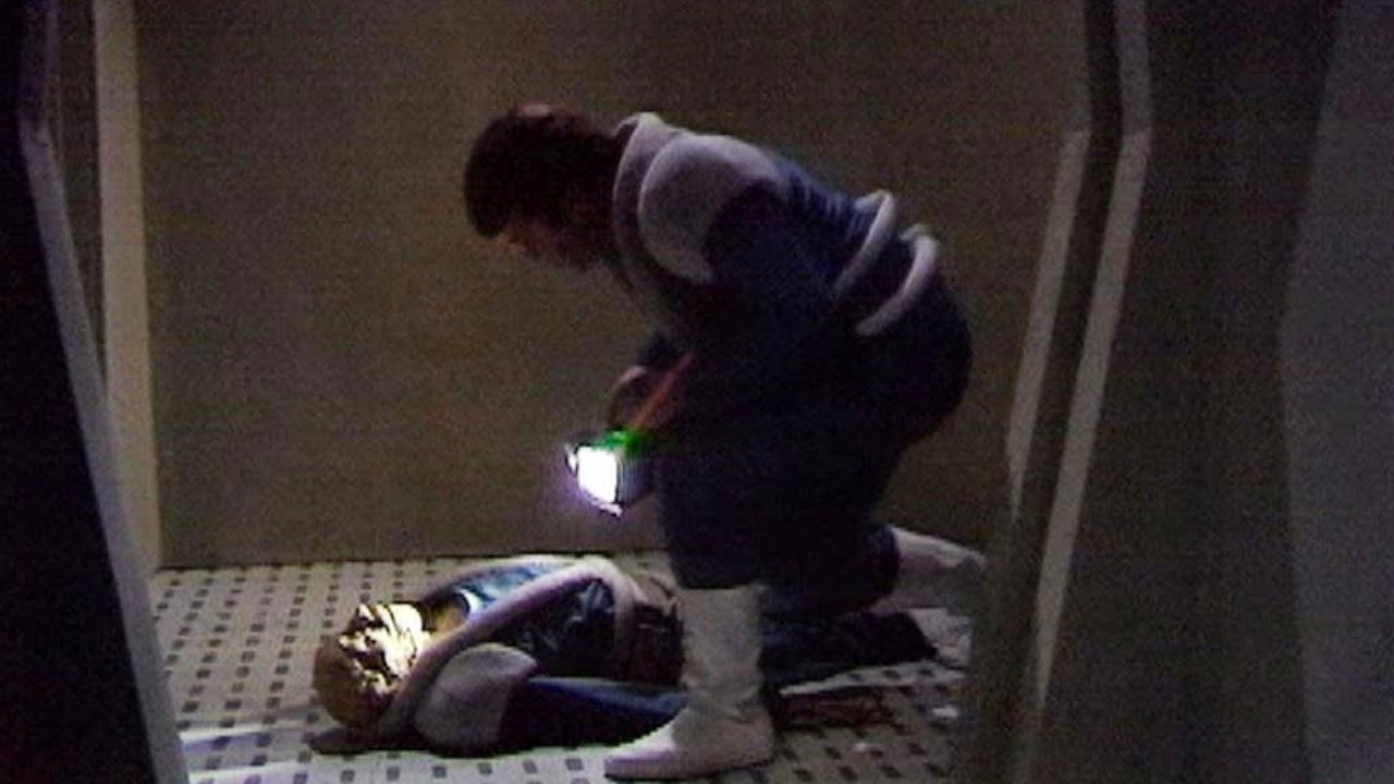 sancho-panza-finds-dehydrated-buddy-planet-of-evil-doctor-who-back-when