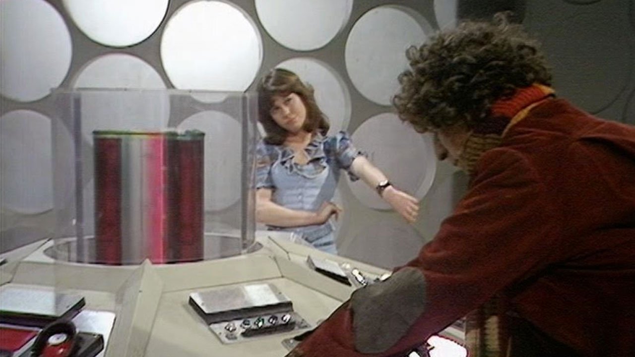 sarah-jane-smith-companion-at-tardis-console-with-tom-baker-fourth-planet-of-evil-doctor-who-back-when
