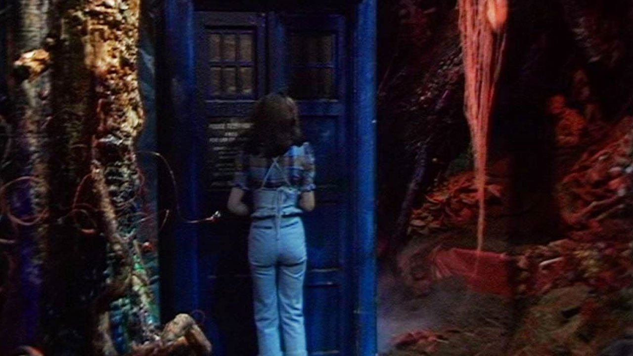 sarah-jane-smith-with-tardis-in-jungle-on-zeta-minor-planet-of-evil-doctor-who-back-when