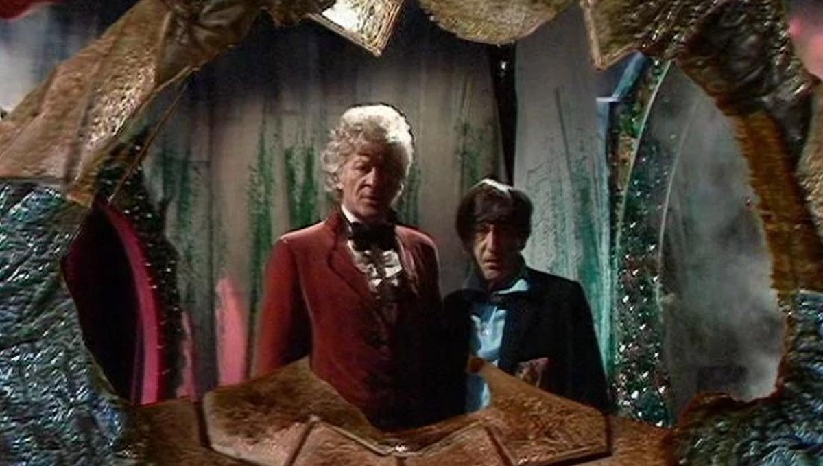 second-troughton-and-third-pertwee-on-omega-cctv-three-doctors-doctor-who-back-when