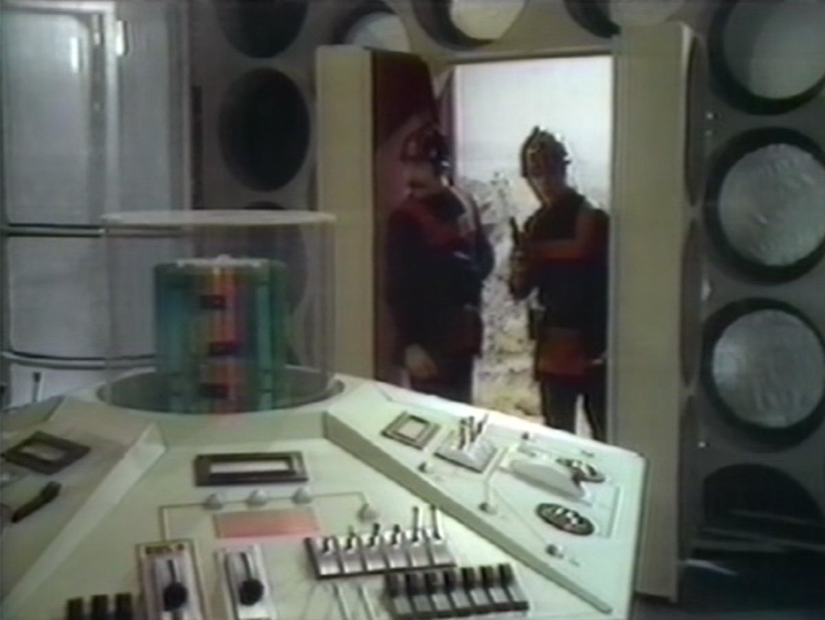 soldiers-enter-masters-tardis-colony-in-space-who-back-when