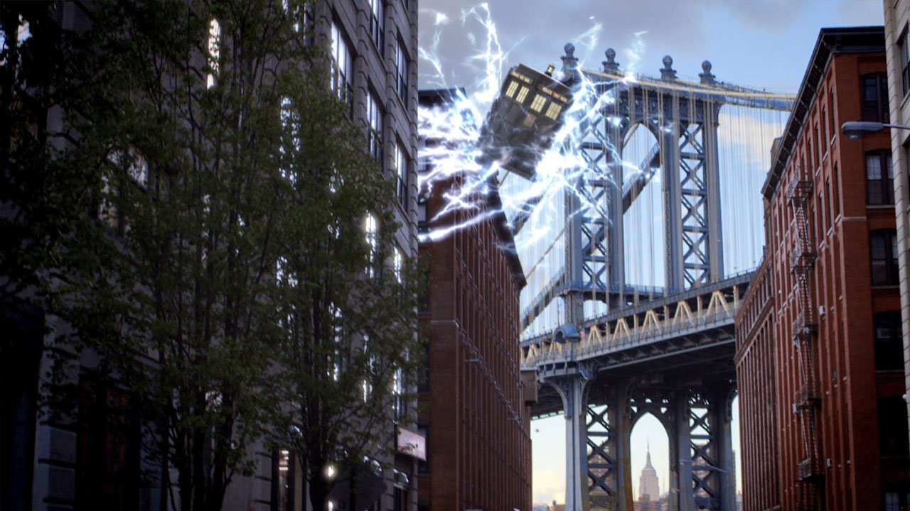 tardis-arrives-in-new-york-brooklyn-dumbo-angels-take-manhattan-doctor-who-back-when