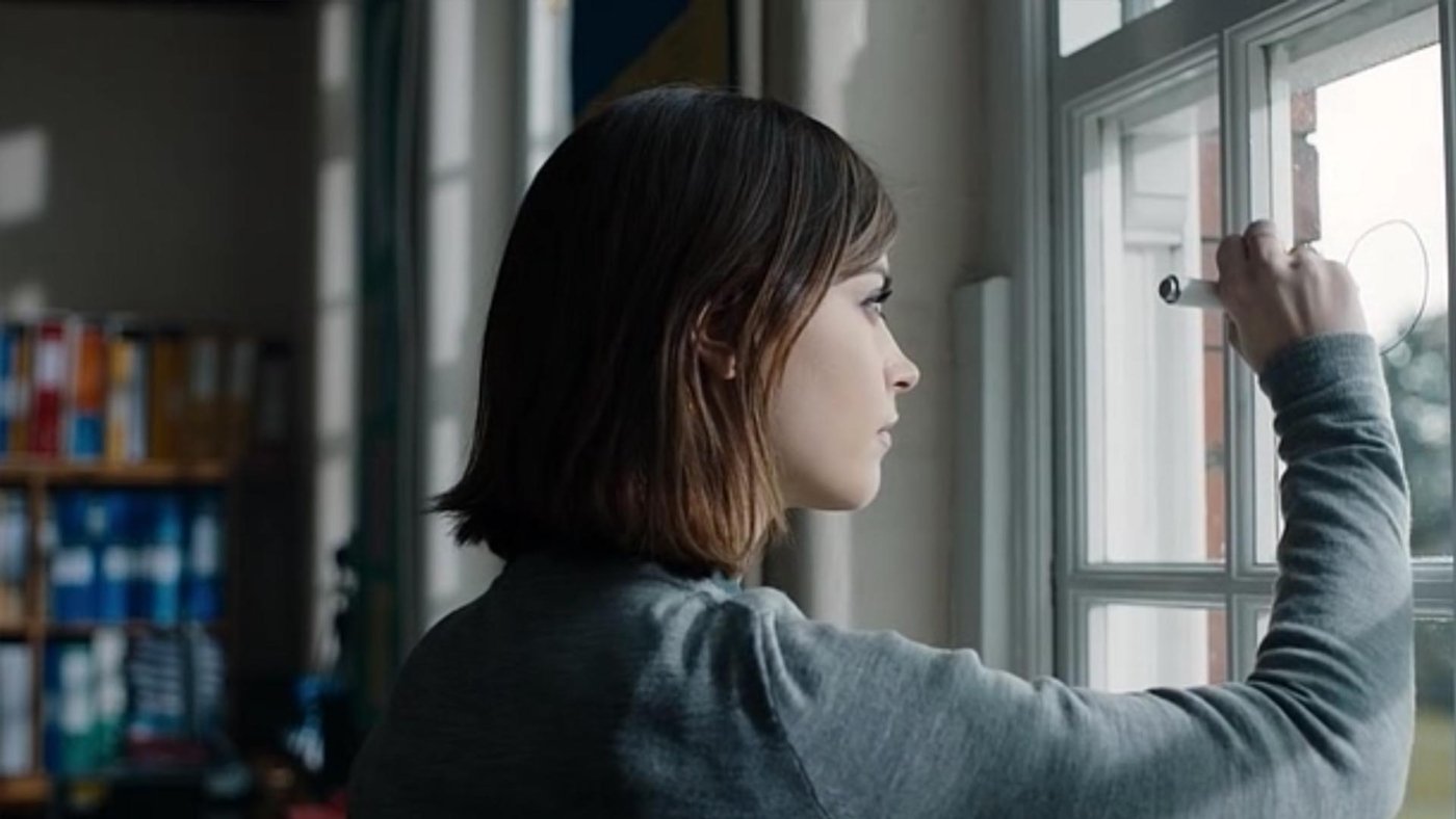 teacher-clara-oswald-defaces-school-property-magicians-apprentice-doctor-who-back-when