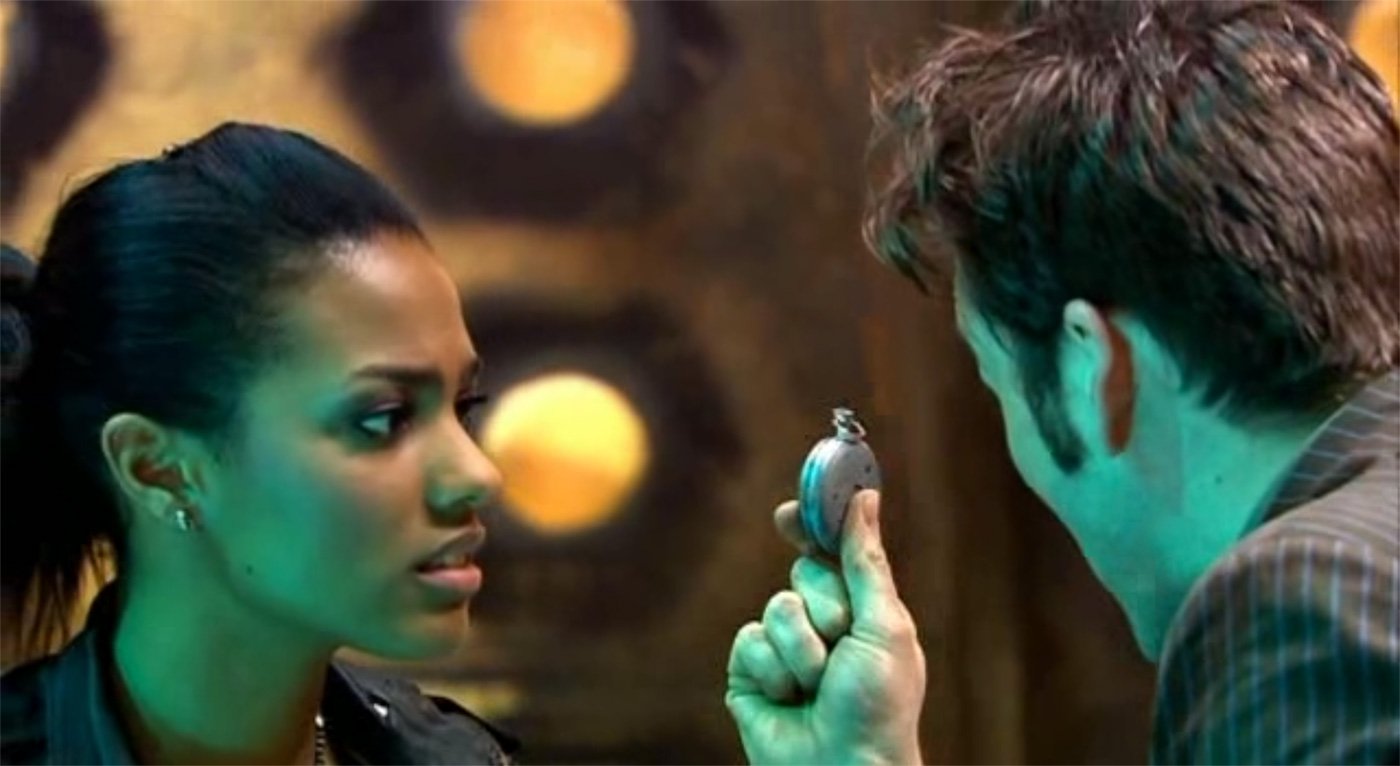 tennant-gives-martha-the-fob-watch-doctor-who-back-when-human-nature