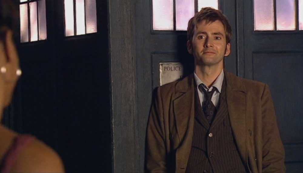 tennant-tardis-smith-and-jones-doctor-who-drwho-whobackwhen