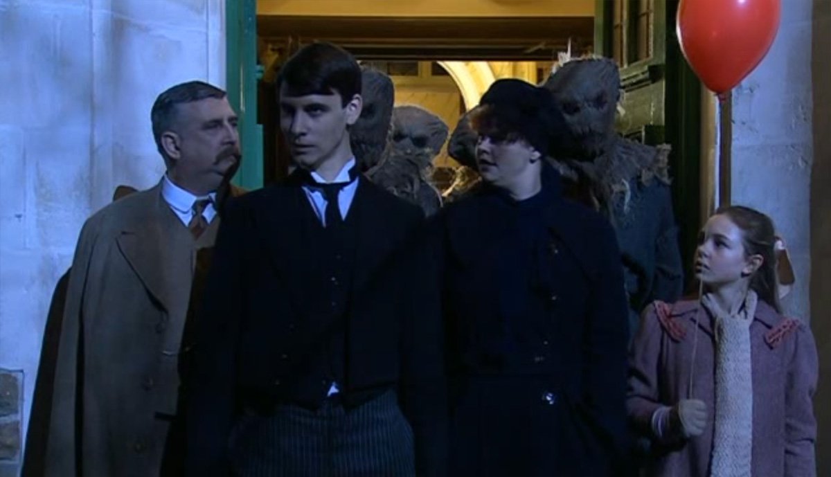 the-fam-go-on-a-hunt-doctor-who-back-when-the-family-of-blood