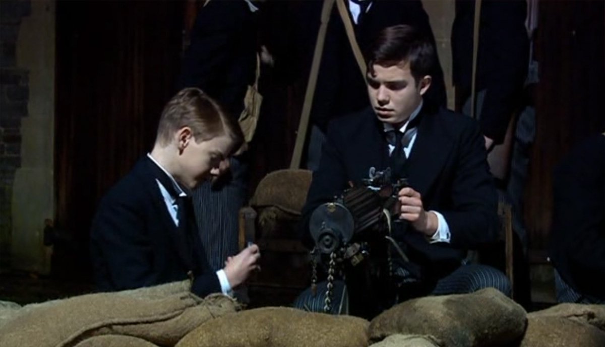 the-kid-from-love-actually-and-david-cameron-man-a-machine-gun-doctor-who-back-when-the-family-of-blood