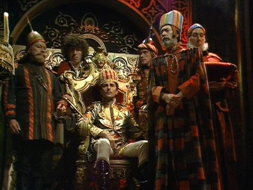 tom-baker-at-court-with-robot-duke-androids-of-tara-doctor-who-back-when