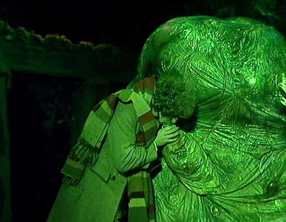 tom-baker-four-alleged-blowjob-scene-creature-from-the-pit-doctor-who-back-when