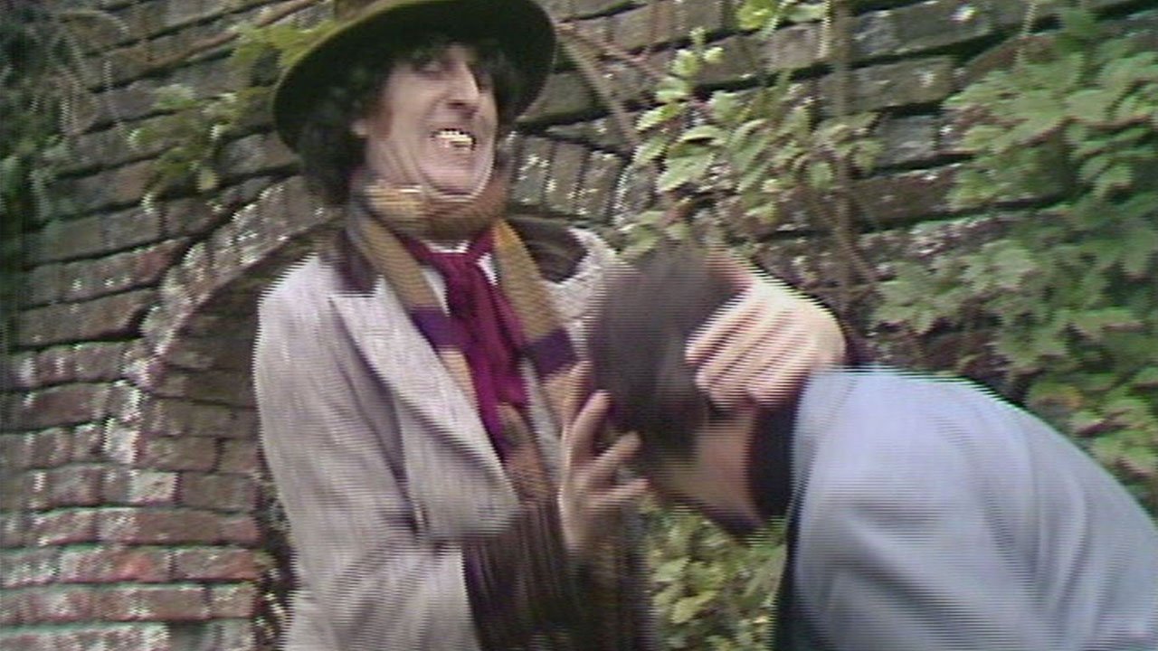 tom-baker-fourth-doc-straight-up-breaks-scorbys-neck-seeds-of-doom-doctor-who-back-when