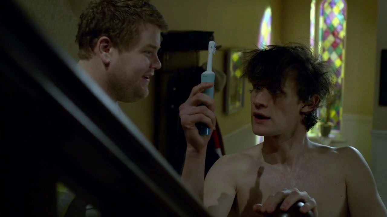 toothbrush-wileding-matt-smith-eleventh-the-lodger-doctor-who-back-when