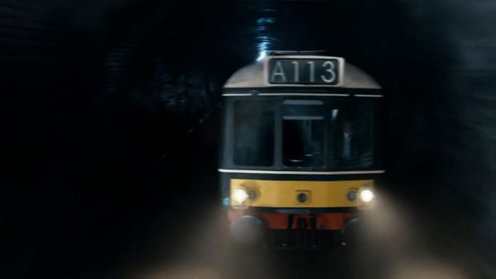 train-a113-flatline-doctor-who-back-when
