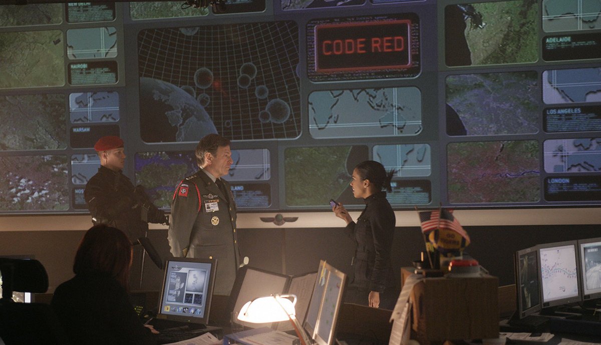 unit-code-red-stolen-earth-doctor-who-back-when