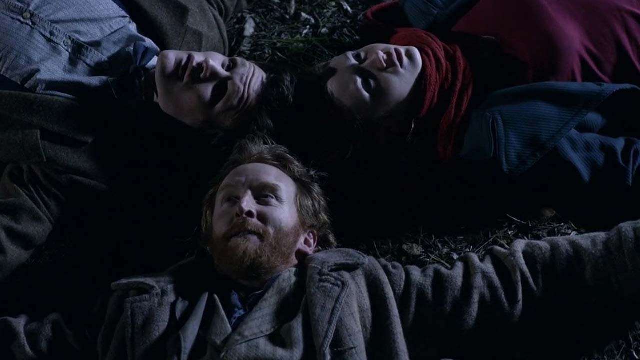 vince-matt-smith-eleventh-doctor-amy-pond-admiring-the-sky