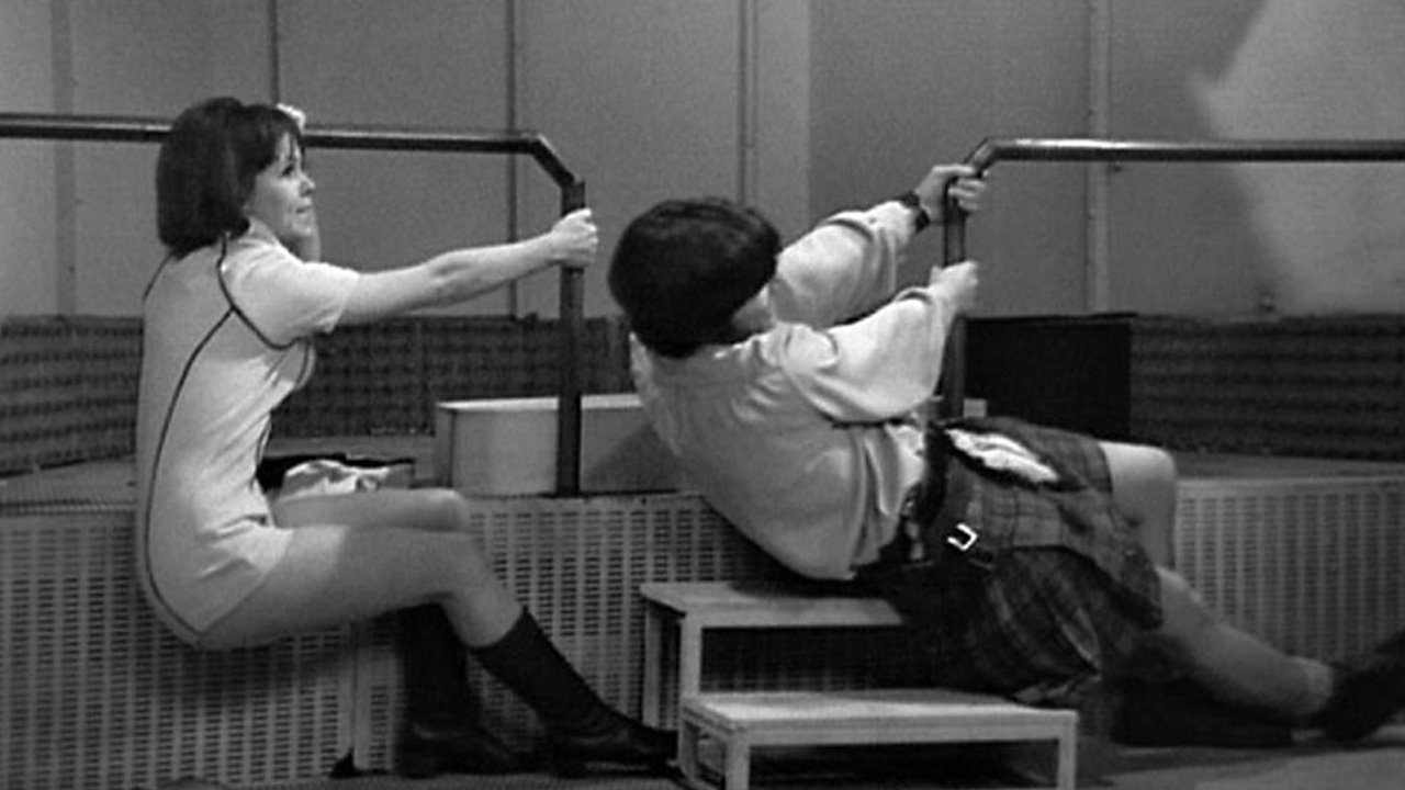 zoe-and-jamie-hanging-on-for-dear-life-in-the-beacon-space-pirates-doctor-who-back-when